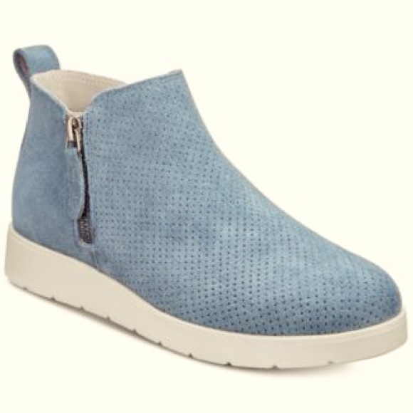 WHITE MOUNTAIN | dusty blue perforated suede ankle boots/booties - Picture 1 of 8